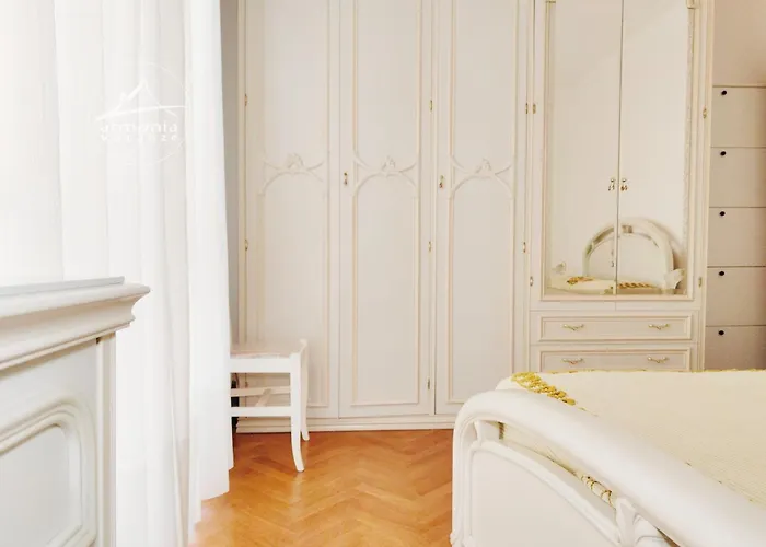 Trilocale Garden 6 Posti Rc24