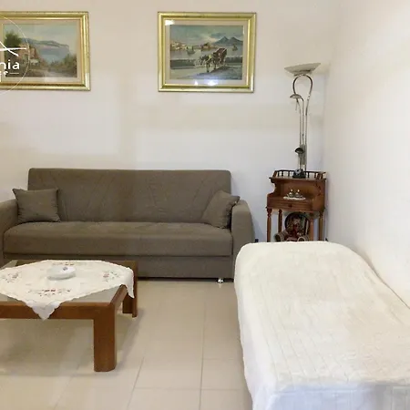 Appartamento Trilocale Garden 6 Posti Rc24