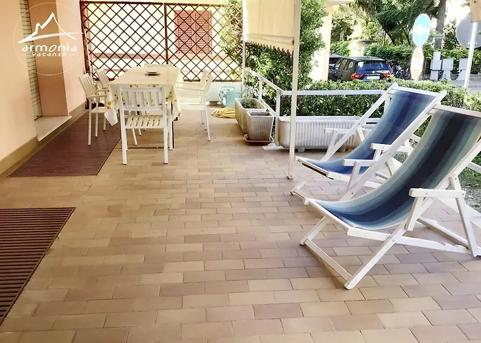 アパート Trilocale Garden 6 Posti Rc24 ロゼート・デッリ・アブルッツィ