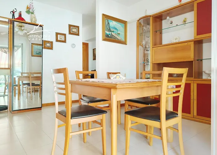 アパート Trilocale Garden 6 Posti Rc24 ロゼート・デッリ・アブルッツィ